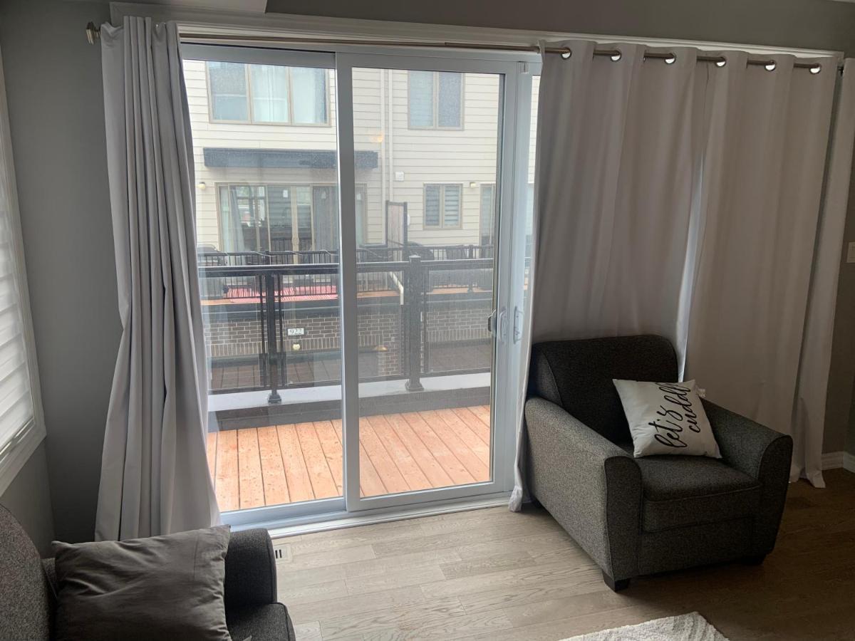 אוטווה Wateridge Luxury Condos מראה חיצוני תמונה